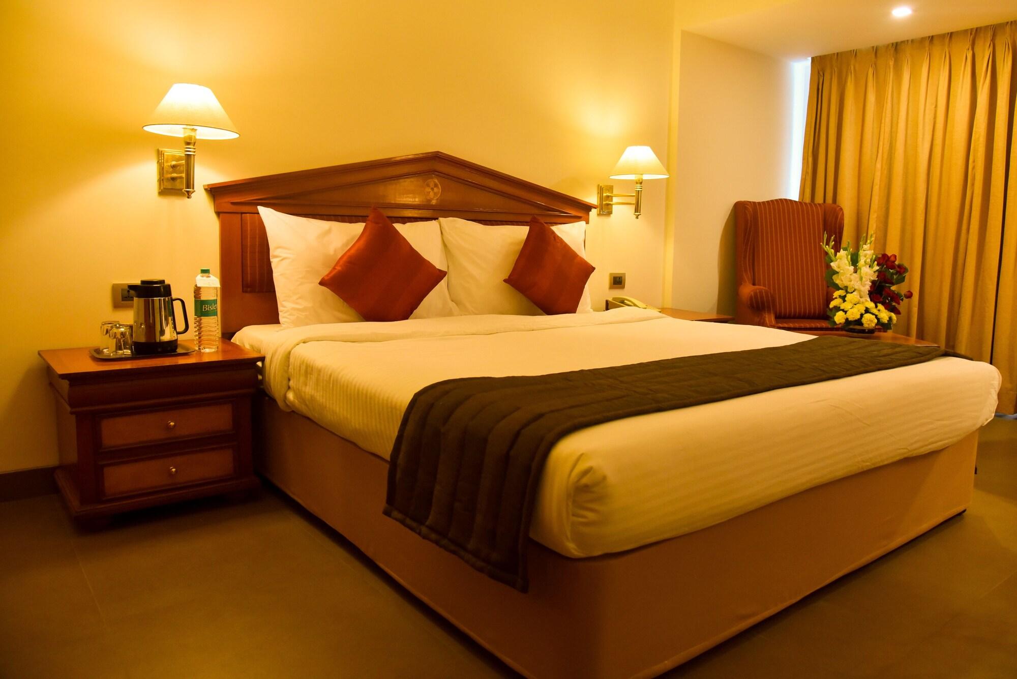 Hotel Sagar Plaza City Centre Pune Luaran gambar