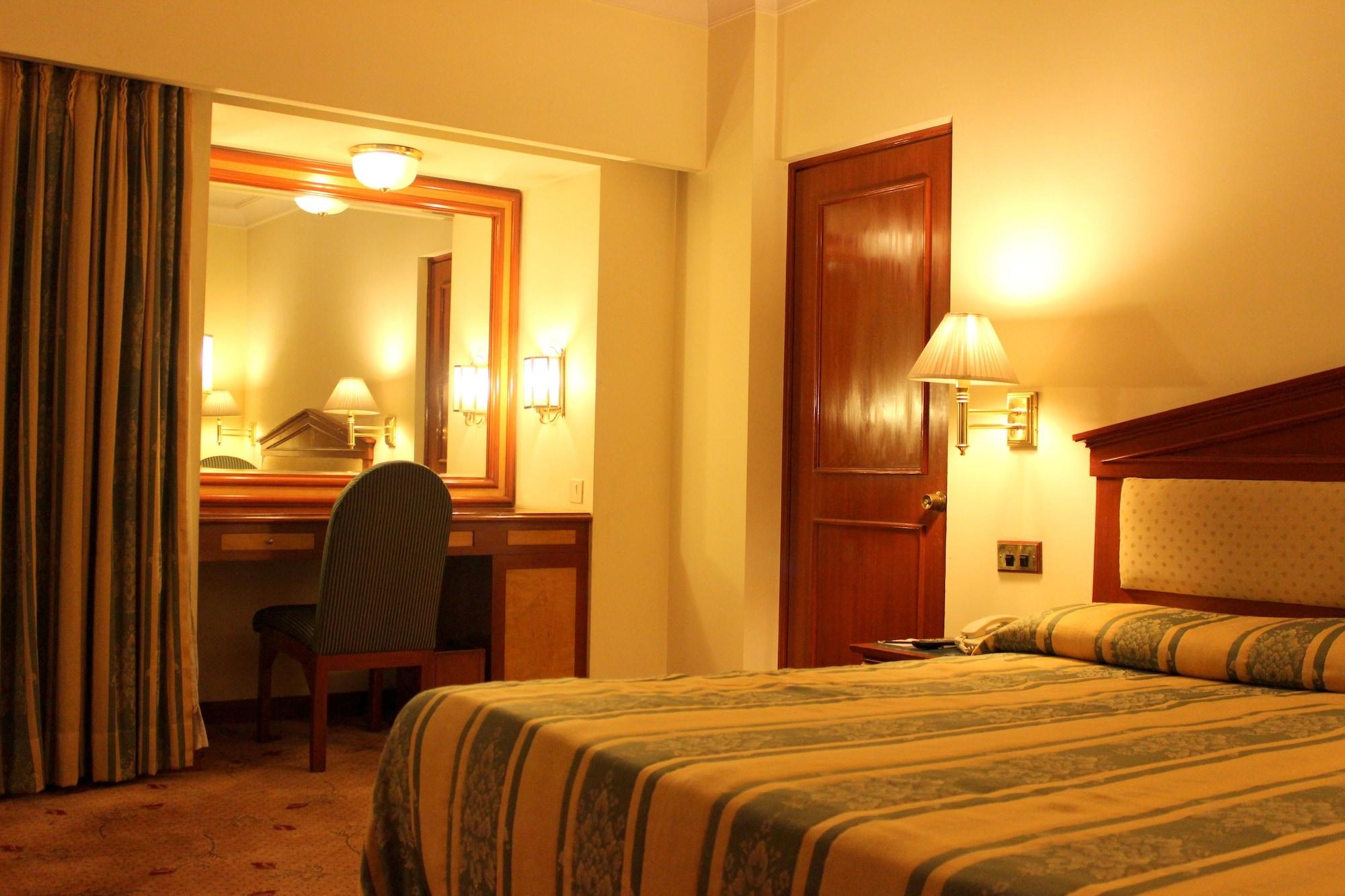 Hotel Sagar Plaza City Centre Pune Luaran gambar