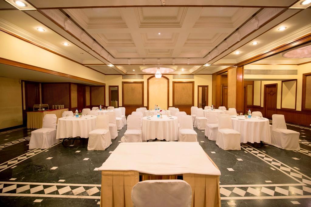 Hotel Sagar Plaza City Centre Pune Luaran gambar