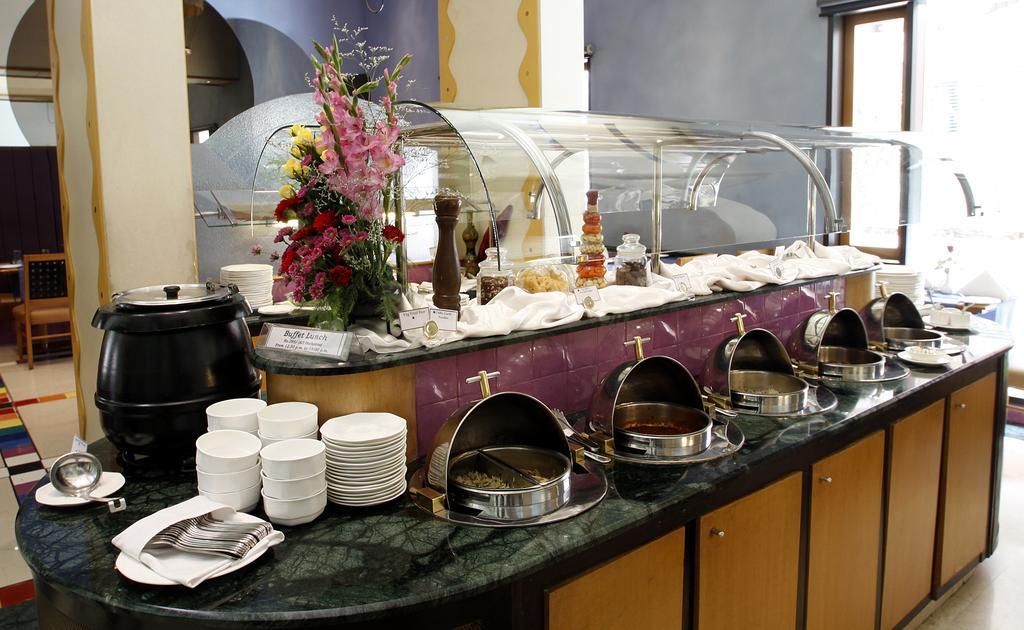 Hotel Sagar Plaza City Centre Pune Luaran gambar