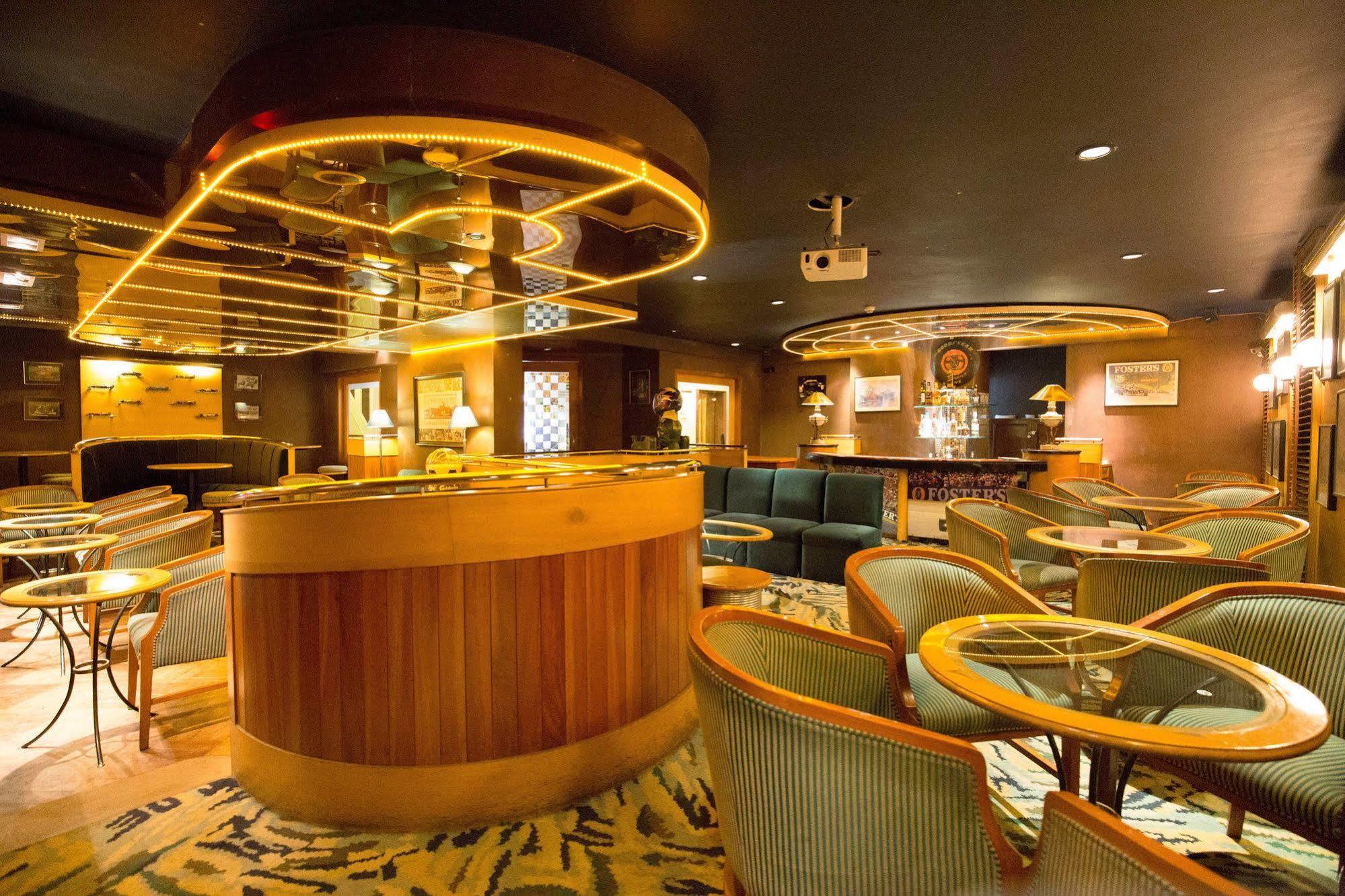 Hotel Sagar Plaza City Centre Pune Luaran gambar
